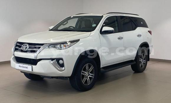 Buy Used Toyota Fortuner White Car in Grootfontein in Namibia