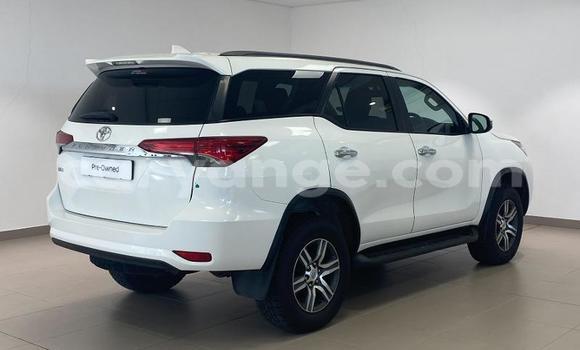 Buy Used Toyota Fortuner White Car in Grootfontein in Namibia Buy Used Toyota Fortuner White Car in Grootfontein in Namibia
