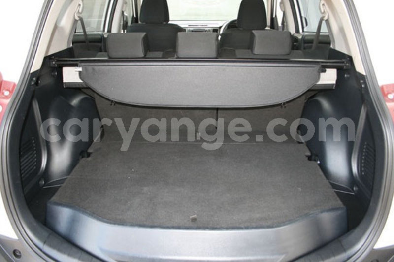 Big with watermark 2017 toyota rav 4 10