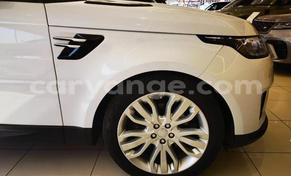 Acheter Occasion Voiture Land Rover Range Rover Sport Blanc à Karasburg, Karas Acheter Occasion Voiture Land Rover Range Rover Sport Blanc à Karasburg, Karas