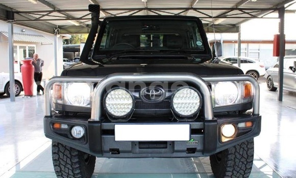 Buy Used Toyota Land Cruiser Silver Car in Windhoek in Namibia Buy Used Toyota Land Cruiser Silver Car in Windhoek in Namibia