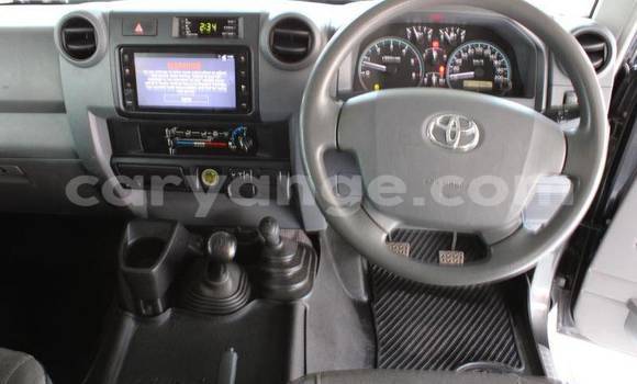 Buy Used Toyota Land Cruiser Silver Car in Windhoek in Namibia Buy Used Toyota Land Cruiser Silver Car in Windhoek in Namibia