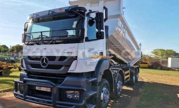 Buy Used Mercedes‒Benz Tipper White Truck in Windhoek in Namibia