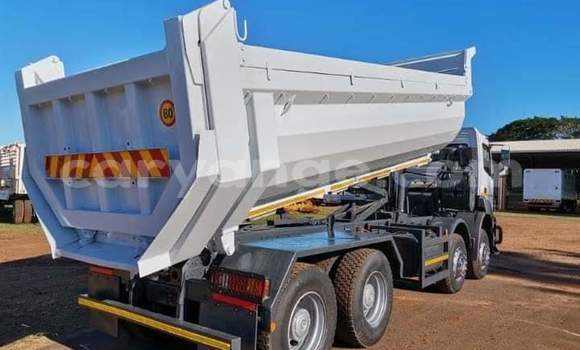 Buy Used Mercedes‒Benz Tipper White Truck in Windhoek in Namibia Buy Used Mercedes‒Benz Tipper White Truck in Windhoek in Namibia