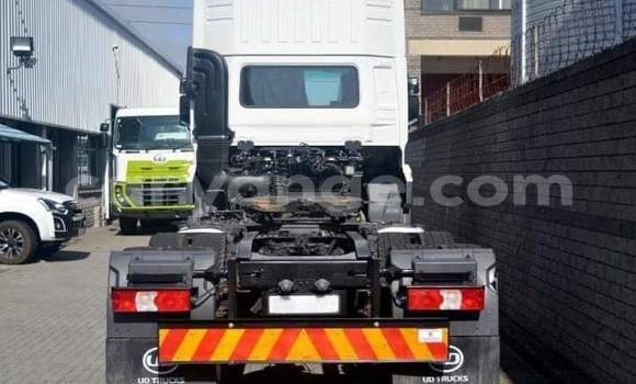 Buy Used Nissan UD White Truck in Windhoek in Namibia Buy Used Nissan UD White Truck in Windhoek in Namibia