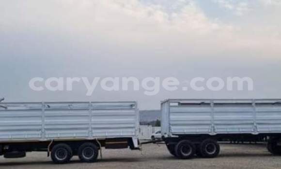 Buy Used Volvo F4 Blue Truck in Windhoek in Namibia Buy Used Volvo F4 Blue Truck in Windhoek in Namibia