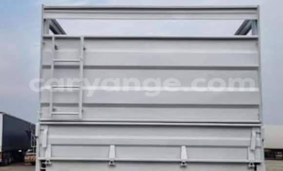 Buy Used Volvo F4 Blue Truck in Windhoek in Namibia Buy Used Volvo F4 Blue Truck in Windhoek in Namibia