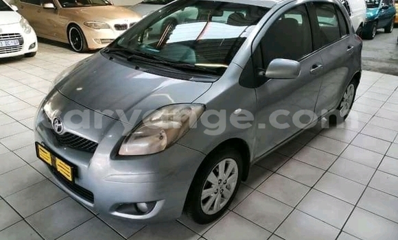 Buy Used Toyota Yaris Silver Car in Katima Mulilo in Caprivi