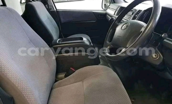 Buy Used Toyota iQ White Car in Karasburg in Karas Buy Used Toyota iQ White Car in Karasburg in Karas