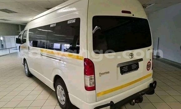 Buy Used Toyota iQ White Car in Karasburg in Karas Buy Used Toyota iQ White Car in Karasburg in Karas