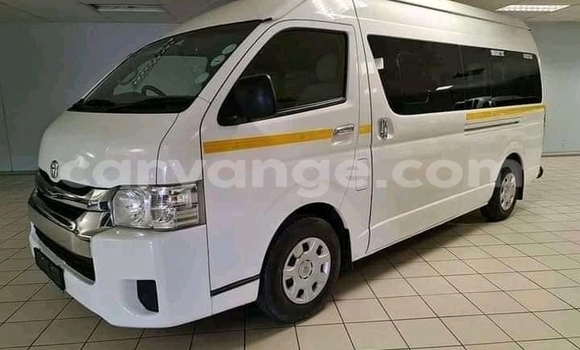 Buy Used Toyota iQ White Car in Karasburg in Karas Buy Used Toyota iQ White Car in Karasburg in Karas