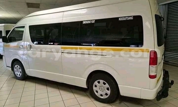 Buy Used Toyota iQ White Car in Karasburg in Karas Buy Used Toyota iQ White Car in Karasburg in Karas