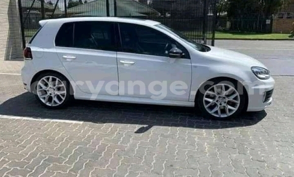 Buy Used Volkswagen Golf GTI White Car in Windhoek in Namibia Buy Used Volkswagen Golf GTI White Car in Windhoek in Namibia