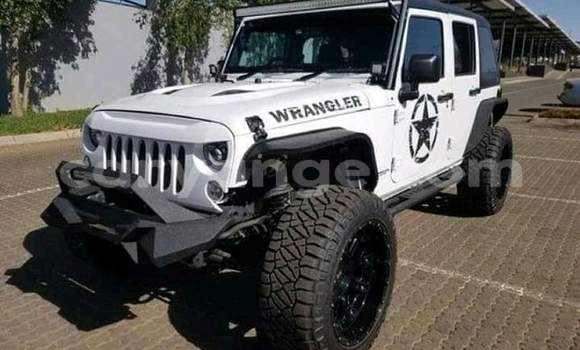 Buy Used Jeep Wrangler White Car in Henties Bay in Erongo Buy Used Jeep Wrangler White Car in Henties Bay in Erongo