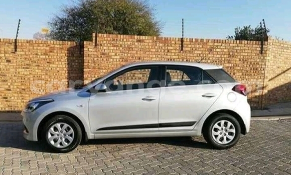 Buy Used Hyundai I20 Silver Car in Keetmanshoop in Namibia Buy Used Hyundai I20 Silver Car in Keetmanshoop in Namibia