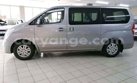 Buy Used Hyundai H1 Silver Car in Katima Mulilo in Caprivi Buy Used Hyundai H1 Silver Car in Katima Mulilo in Caprivi