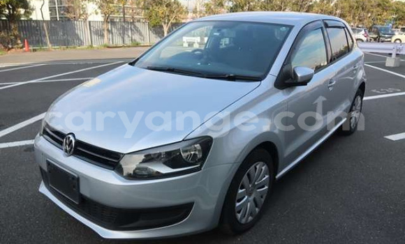 Acheter Occasion Voiture Volkswagen Polo Gris à Walvis Bay, Namibie Acheter Occasion Voiture Volkswagen Polo Gris à Walvis Bay, Namibie