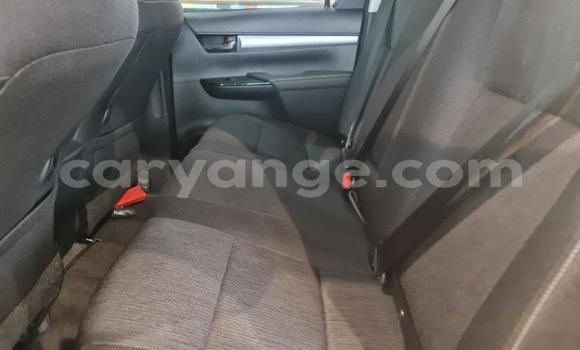 Acheter Occasion Voiture Toyota Hilux Blanc à Windhoek, Namibie Acheter Occasion Voiture Toyota Hilux Blanc à Windhoek, Namibie