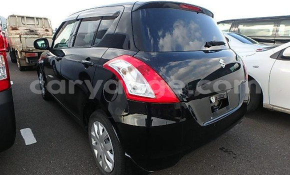Acheter Occasion Voiture Suzuki Swift Noir à Walvis Bay, Namibie Acheter Occasion Voiture Suzuki Swift Noir à Walvis Bay, Namibie