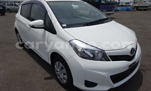 Buy Used Toyota Vitz White Car in Windhoek in Namibia Buy Used Toyota Vitz White Car in Windhoek in Namibia