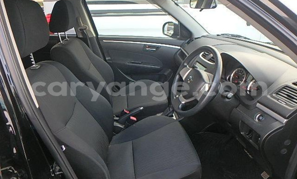 Acheter Occasion Voiture Suzuki Swift Noir à Walvis Bay, Namibie Acheter Occasion Voiture Suzuki Swift Noir à Walvis Bay, Namibie