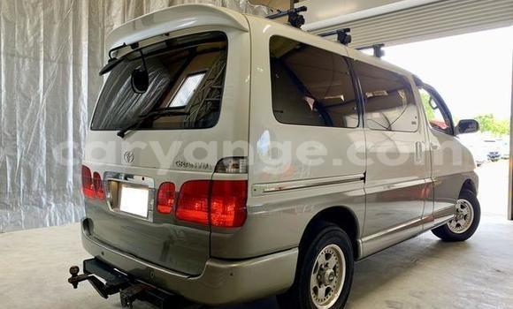 Buy Used Toyota Granvia White Car in Windhoek in Namibia
