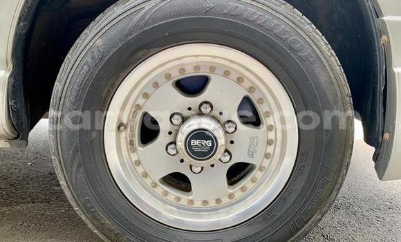 Acheter Occasion Voiture Toyota Granvia Blanc à Windhoek, Namibie Acheter Occasion Voiture Toyota Granvia Blanc à Windhoek, Namibie