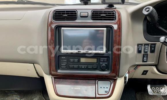 Acheter Occasion Voiture Toyota Granvia Blanc à Windhoek, Namibie Acheter Occasion Voiture Toyota Granvia Blanc à Windhoek, Namibie