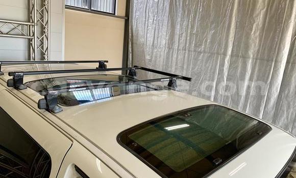 Acheter Occasion Voiture Toyota Granvia Blanc à Windhoek, Namibie Acheter Occasion Voiture Toyota Granvia Blanc à Windhoek, Namibie