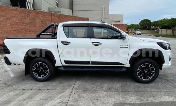 Buy Used Toyota Hilux White Car in Windhoek in Namibia Buy Used Toyota Hilux White Car in Windhoek in Namibia