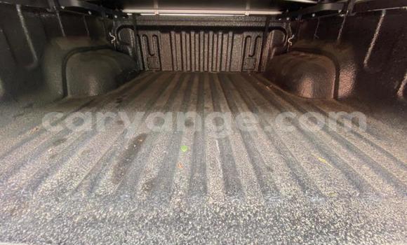 Acheter Occasion Voiture Toyota Hilux Blanc à Windhoek, Namibie Acheter Occasion Voiture Toyota Hilux Blanc à Windhoek, Namibie