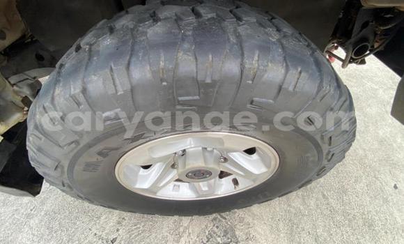 Acheter Occasion Voiture Toyota Land Cruiser Blanc à Windhoek, Namibie Acheter Occasion Voiture Toyota Land Cruiser Blanc à Windhoek, Namibie