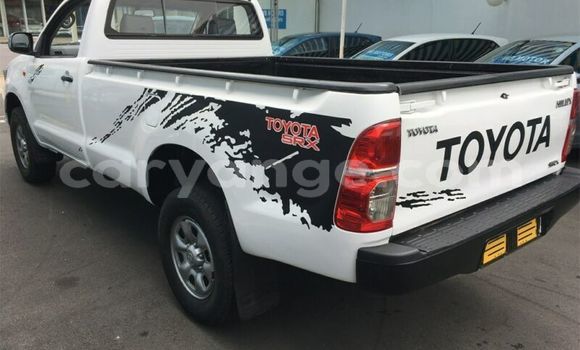 Acheter Occasion Voiture Toyota Hilux Blanc à Windhoek, Namibie Acheter Occasion Voiture Toyota Hilux Blanc à Windhoek, Namibie