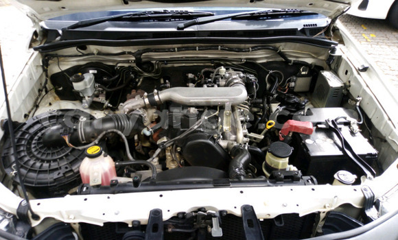 Acheter Occasion Voiture Toyota Hilux Blanc à Windhoek, Namibie Acheter Occasion Voiture Toyota Hilux Blanc à Windhoek, Namibie