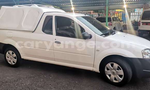 Buy Used Nissan NV200 White Car in Rundu in Namibia