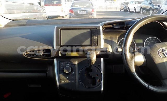 Acheter Occasion Voiture Toyota Wish Autre à Walvis Bay, Namibie Acheter Occasion Voiture Toyota Wish Autre à Walvis Bay, Namibie