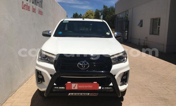 Acheter Occasion Voiture Toyota Hilux Blanc à Windhoek, Namibie Acheter Occasion Voiture Toyota Hilux Blanc à Windhoek, Namibie