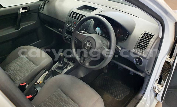 Acheter Occasion Voiture Volkswagen Polo Blanc à Windhoek, Namibie Acheter Occasion Voiture Volkswagen Polo Blanc à Windhoek, Namibie