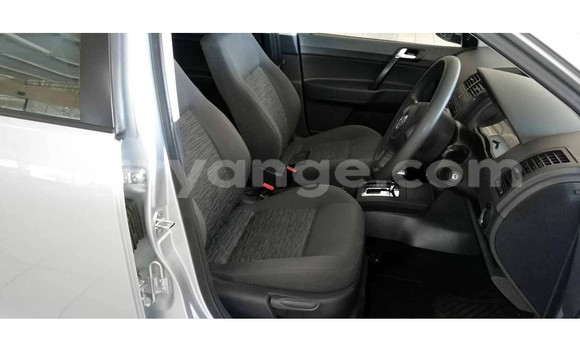 Acheter Occasion Voiture Volkswagen Polo Gris à Windhoek, Namibie Acheter Occasion Voiture Volkswagen Polo Gris à Windhoek, Namibie