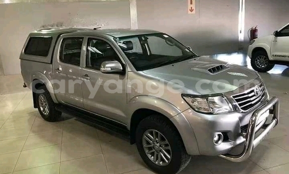 Acheter Occasion Voiture Toyota Hilux Gris à Windhoek, Namibie