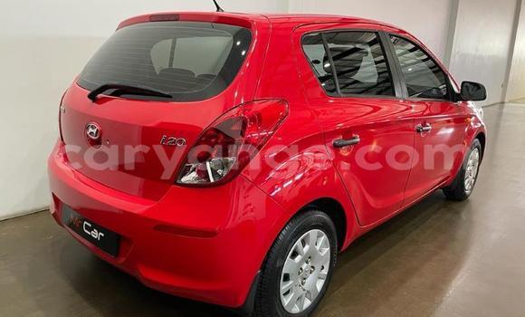 Acheter Occasion Voiture Hyundai I20 Rouge à Windhoek, Namibie Acheter Occasion Voiture Hyundai I20 Rouge à Windhoek, Namibie