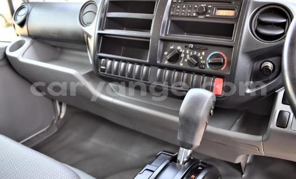 Acheter Occasion Utilitaire Hino 300 Series Blanc à Grootfontein, Namibie Acheter Occasion Utilitaire Hino 300 Series Blanc à Grootfontein, Namibie