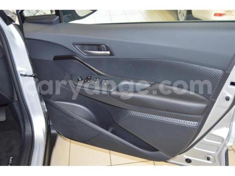 Big with watermark 2019 toyota c hr 3