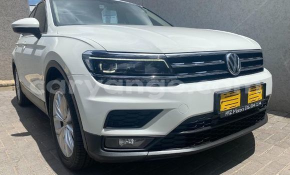 Buy Used Volkswagen Tiguan White Car in Windhoek in Namibia