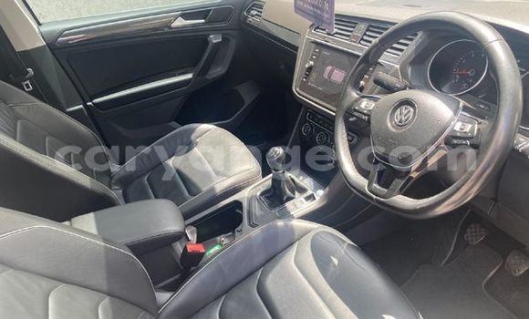 Acheter Occasion Voiture Volkswagen Tiguan Blanc à Windhoek, Namibie Acheter Occasion Voiture Volkswagen Tiguan Blanc à Windhoek, Namibie