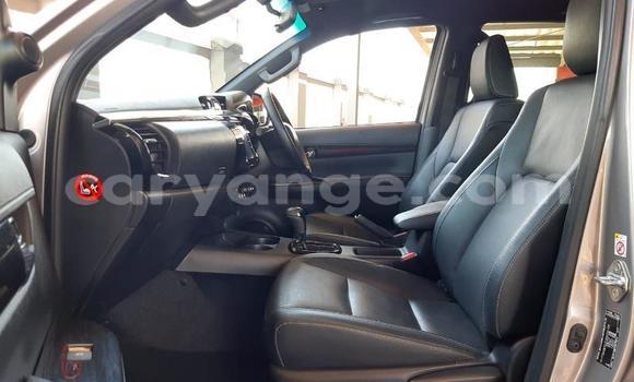 Acheter Occasion Voiture Toyota Hilux Gris à Karasburg, Karas Acheter Occasion Voiture Toyota Hilux Gris à Karasburg, Karas