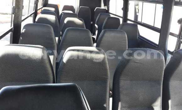 Acheter Occasion Voiture Volkswagen Transporter Blanc à Windhoek, Namibie