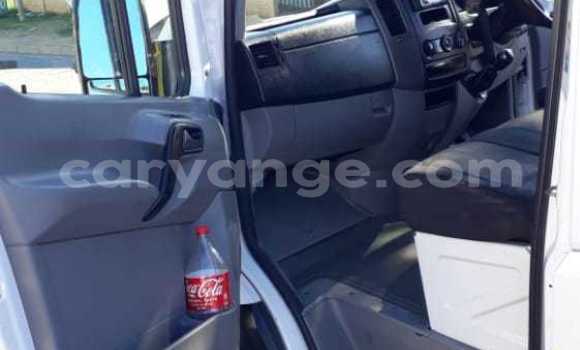 Acheter Occasion Voiture Volkswagen Transporter Blanc à Windhoek, Namibie Acheter Occasion Voiture Volkswagen Transporter Blanc à Windhoek, Namibie