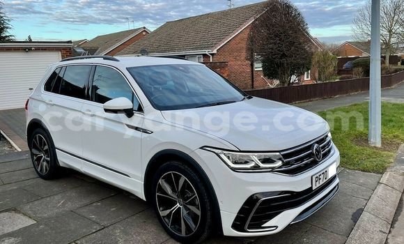 Buy Used Volkswagen Tiguan White Car in Windhoek in Namibia Buy Used Volkswagen Tiguan White Car in Windhoek in Namibia