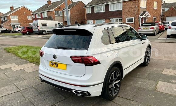 Buy Used Volkswagen Tiguan White Car in Windhoek in Namibia Buy Used Volkswagen Tiguan White Car in Windhoek in Namibia